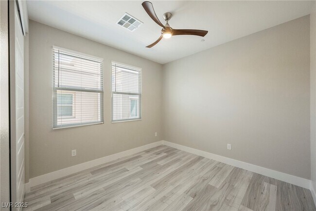 Building Photo - 11262 Cactus Tower Ave