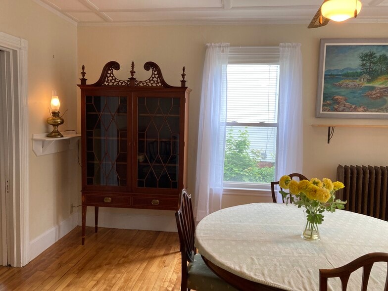 Building Photo - 123 Glenwood Ave