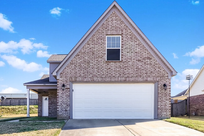 Building Photo - 101 Switchgrass Cove