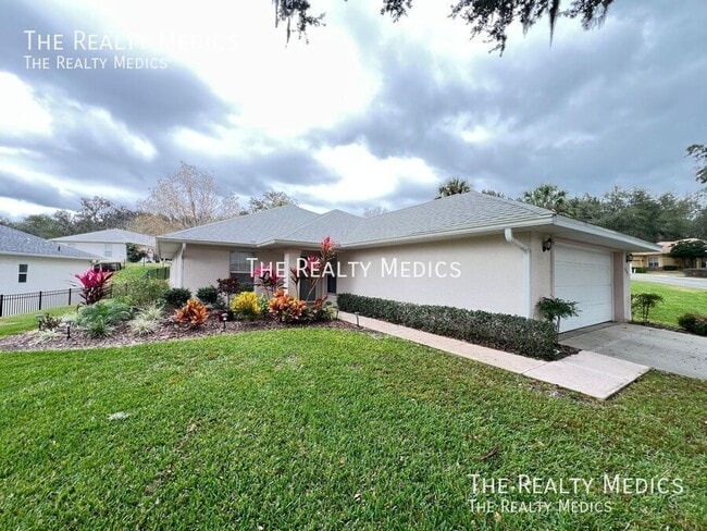 Building Photo - 2602 SW 20th Cir