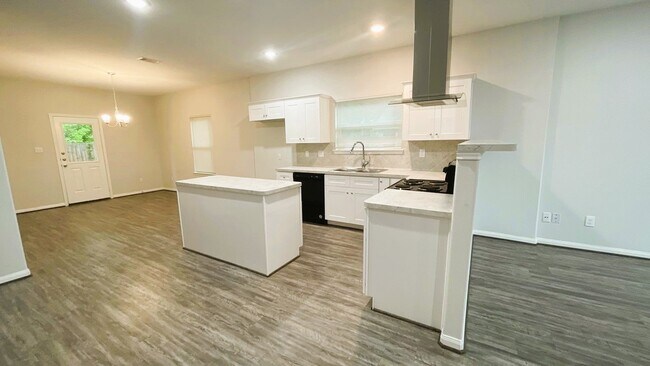 Building Photo - 4209 Mallow St