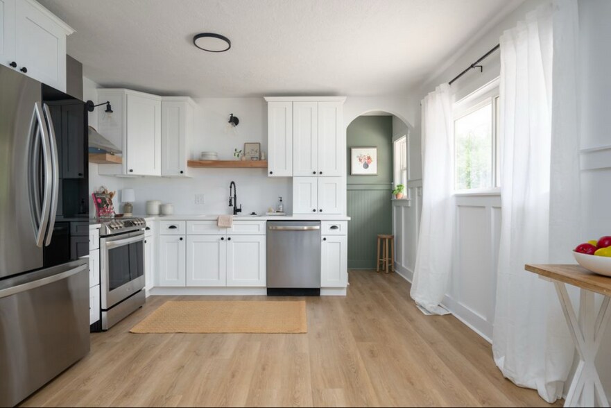 Building Photo - 3864 Esquire Ct