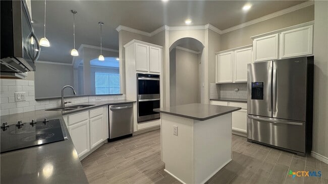 Building Photo - 2419 Lavigne Ct