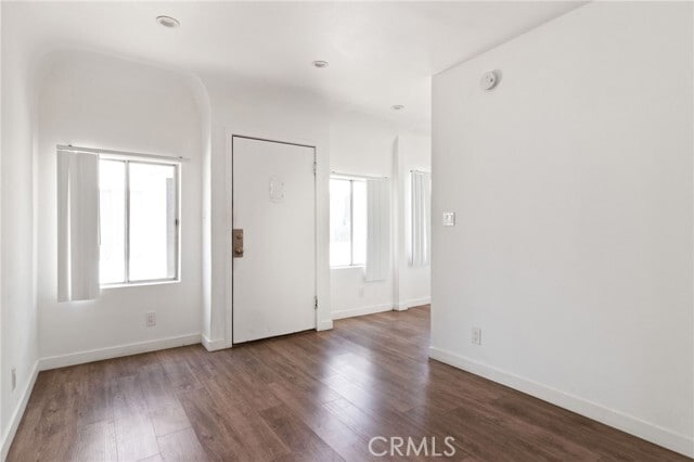 Building Photo - 1257 W 38th St
