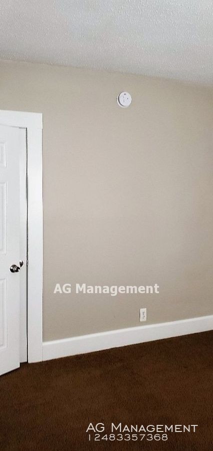 Building Photo - 24 Lincoln St