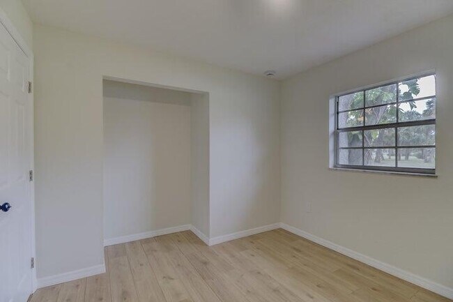 Building Photo - 3005 Tennessee Ave