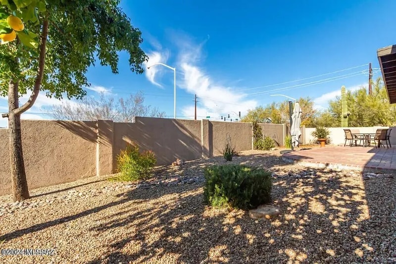 Building Photo - 11569 Kelly Rae Pl