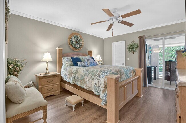 Building Photo - 6 Garden St