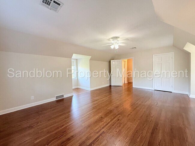 Building Photo - For Lease | Midtown Tulsa | Available Now!