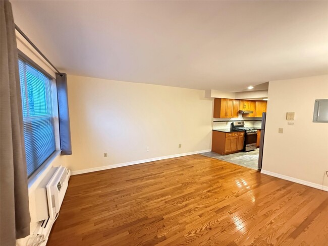 Building Photo - 1425 Crotona Ave