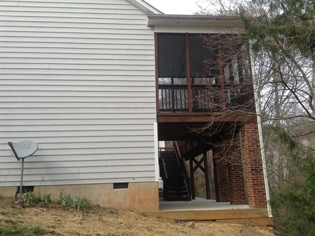 Building Photo - 152 Easy St