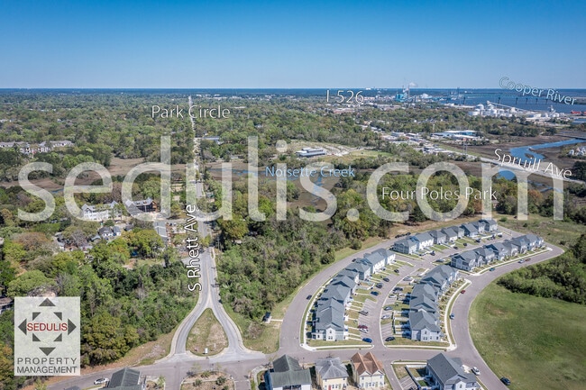 Building Photo - 3923 Four Poles Park Dr