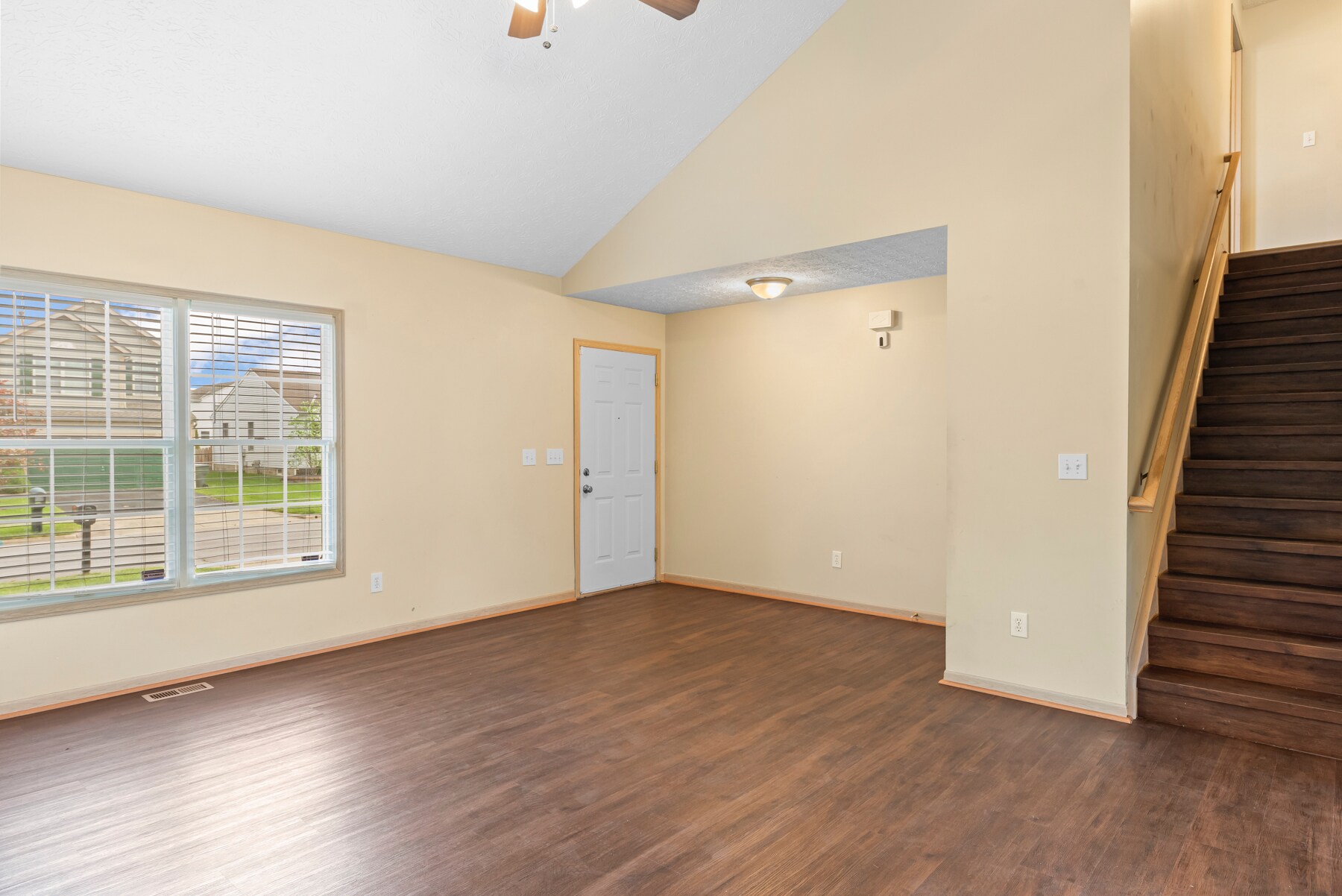 Building Photo - 8521 Old Ivory Way