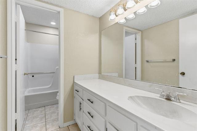 Building Photo - 801 Windcrest Dr