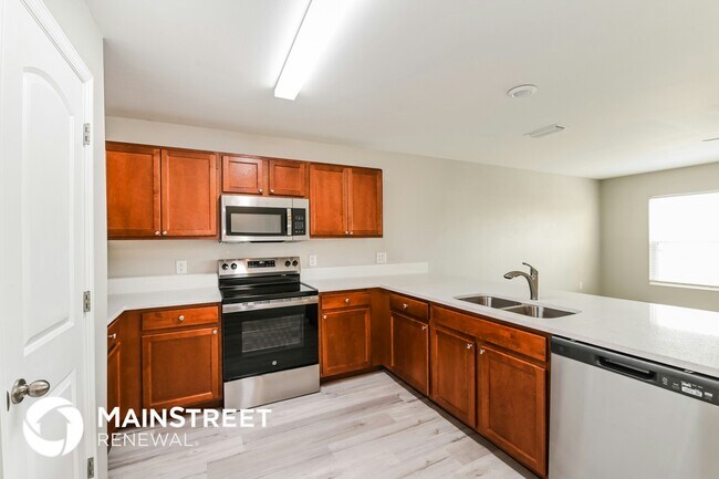 Building Photo - 611 NW 27th St