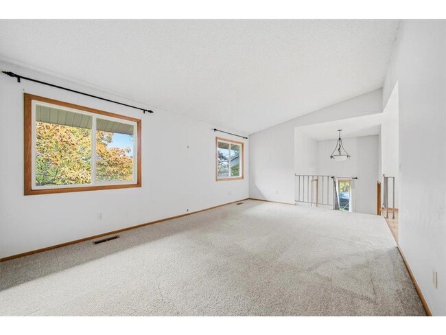 Building Photo - 9523 Hartford Cir