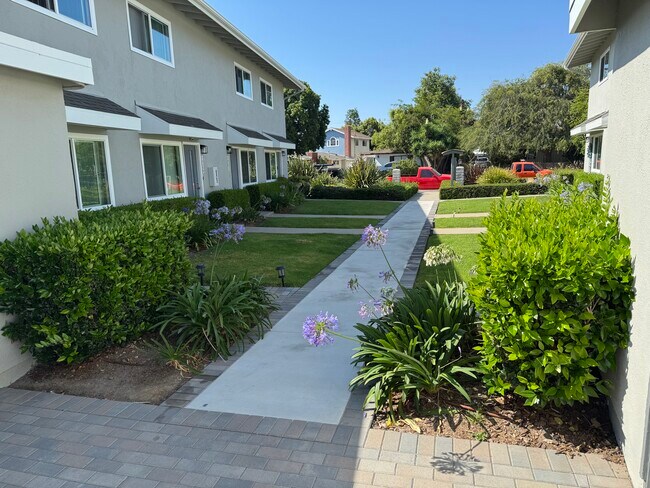 Building Photo - Fairview Park