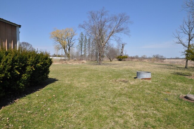 Building Photo - 19006 W Edwards Rd