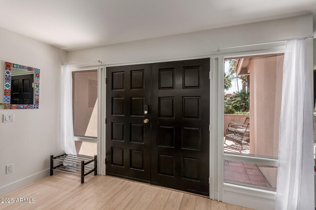Building Photo - 7921 E San Miguel Ave