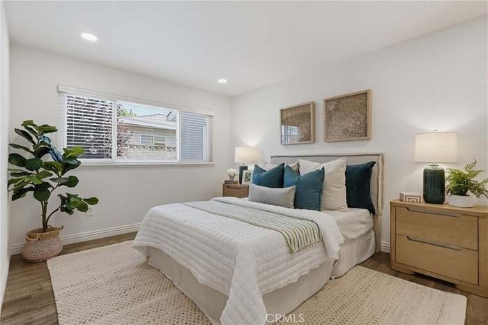 Building Photo - 14611 Ermita Ave
