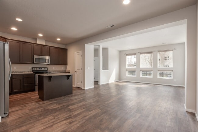 Building Photo - COMING SOON !! Kendall Yards, 3 Bedroom, 2.5 Bath Townhouse Now Available