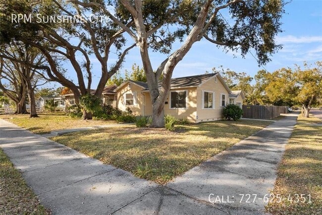 Building Photo - 4401 3rd Ave N