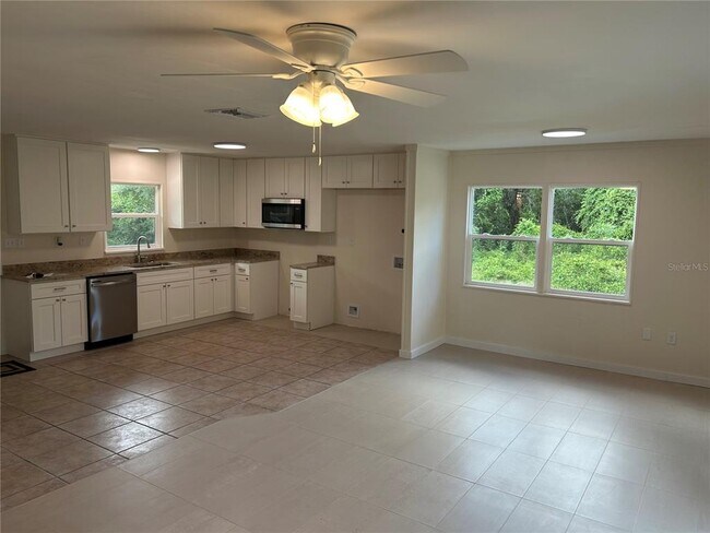 Building Photo - 2229 Adelia Blvd