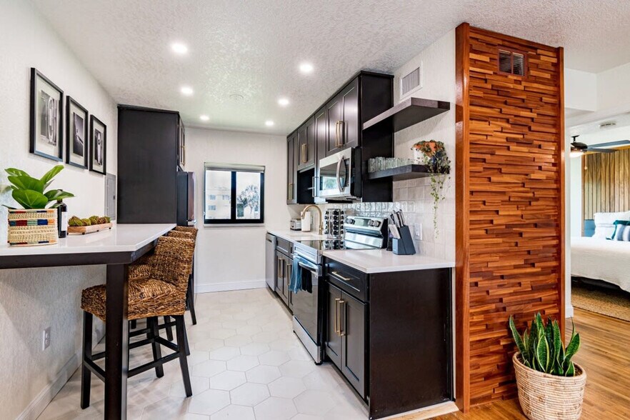 Building Photo - 400 S Atlantic Ave