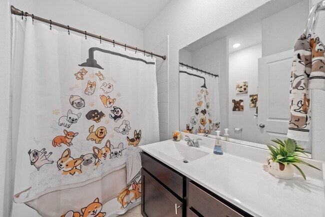 Building Photo - 1313 Mainland Shrs Ln