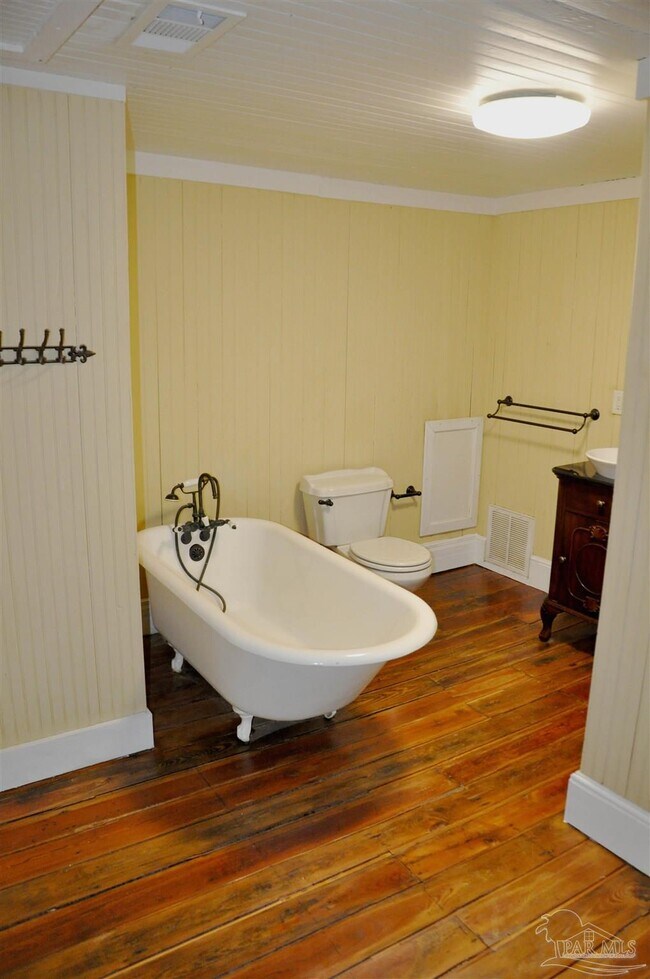 Building Photo - 4600 Forsyth St