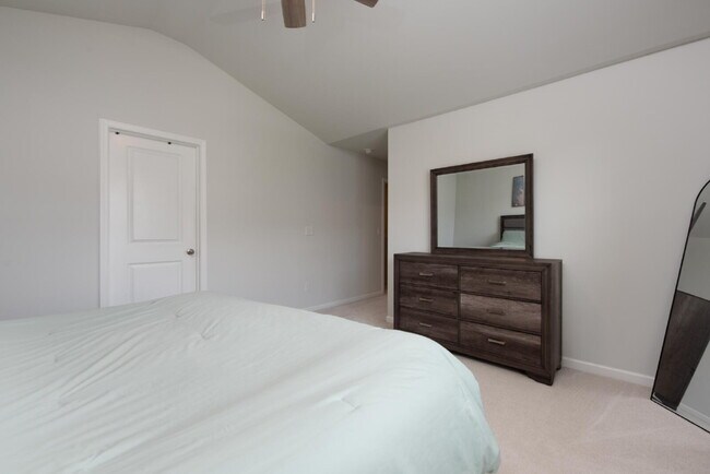Building Photo - 1651 KIlldeer Ln