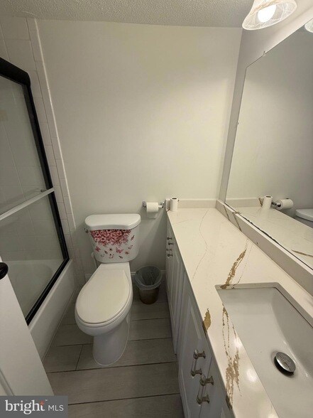 Building Photo - 3842 Bel Pre Rd