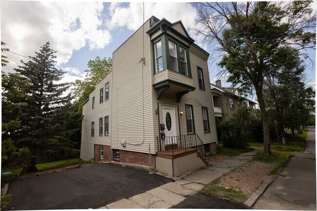 Off-street Parking - 102 11th St