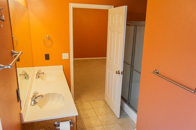 Building Photo - 4016 Bald Eagle Dr