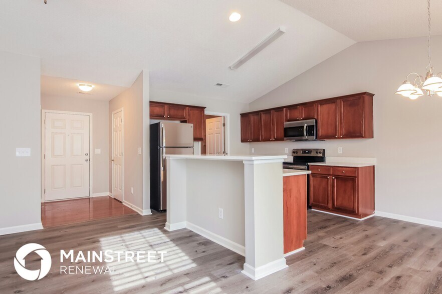 Building Photo - 3837 Raintree Dr