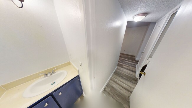 Building Photo - For Rent: Spacious 3BR/2.5BA Condo