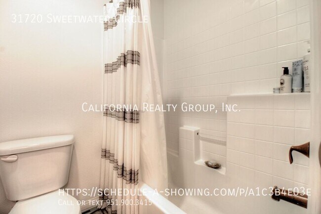 Building Photo - 31720 Sweetwater Cir