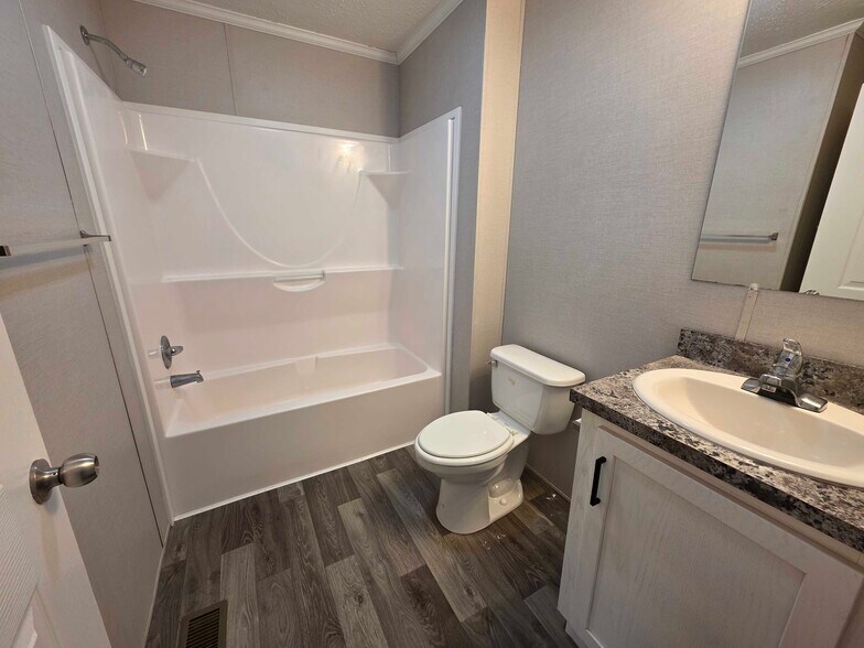 Building Photo - 3730 Birch St