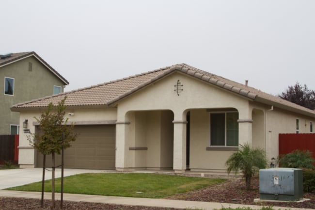 Building Photo - 2375 Creekview Dr