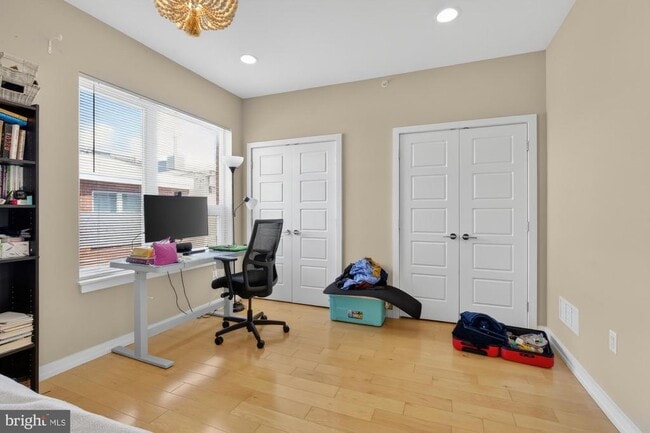 Building Photo - 1504 Earl St