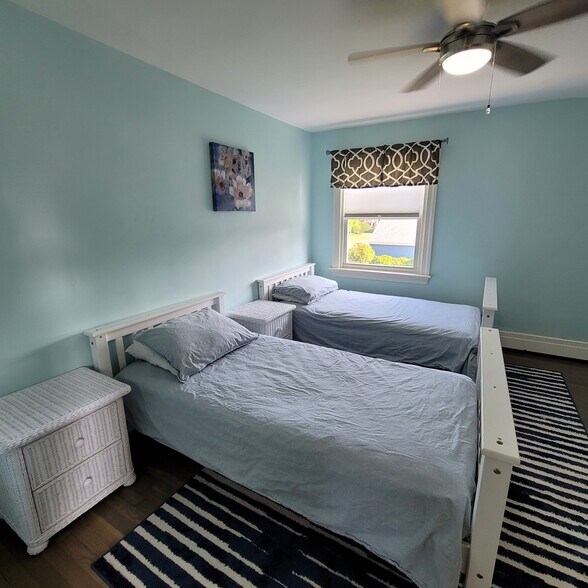 Bedroom 2 - 1235 Gardners Neck Rd