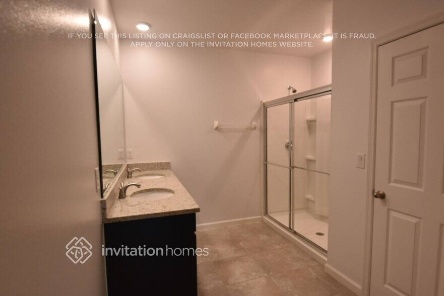 Building Photo - 4414 Magenta Isles Dr
