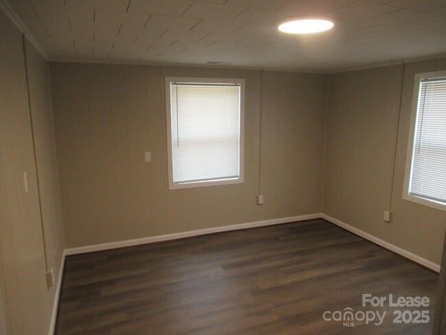 Building Photo - 7510 Palm Tree Church Rd