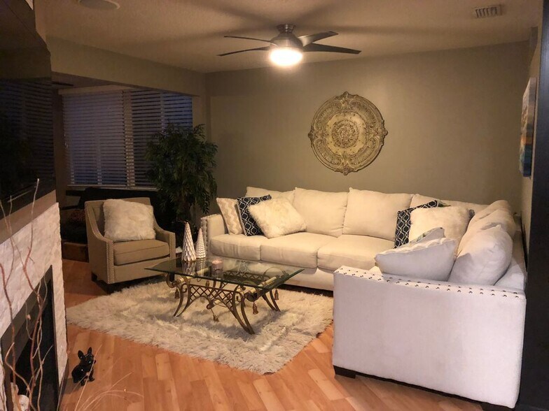 Building Photo - 1800 The Greens Way