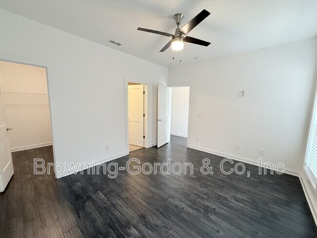 Building Photo - 971 Ashland Pl Dr