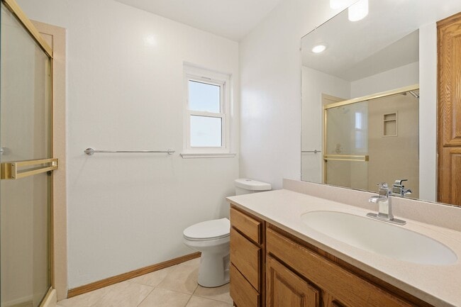 Building Photo - Spacious 5 Bedroom Home with Cupertino Schools