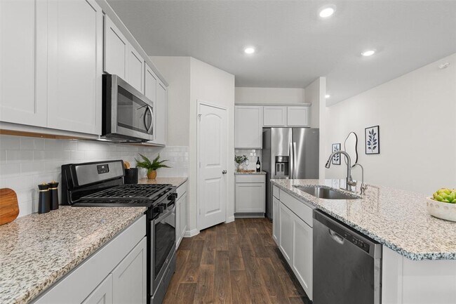 Building Photo - 228 Brooklyn Dr