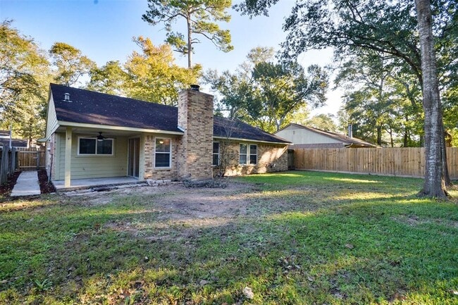 Building Photo - 3210 River Valley Dr