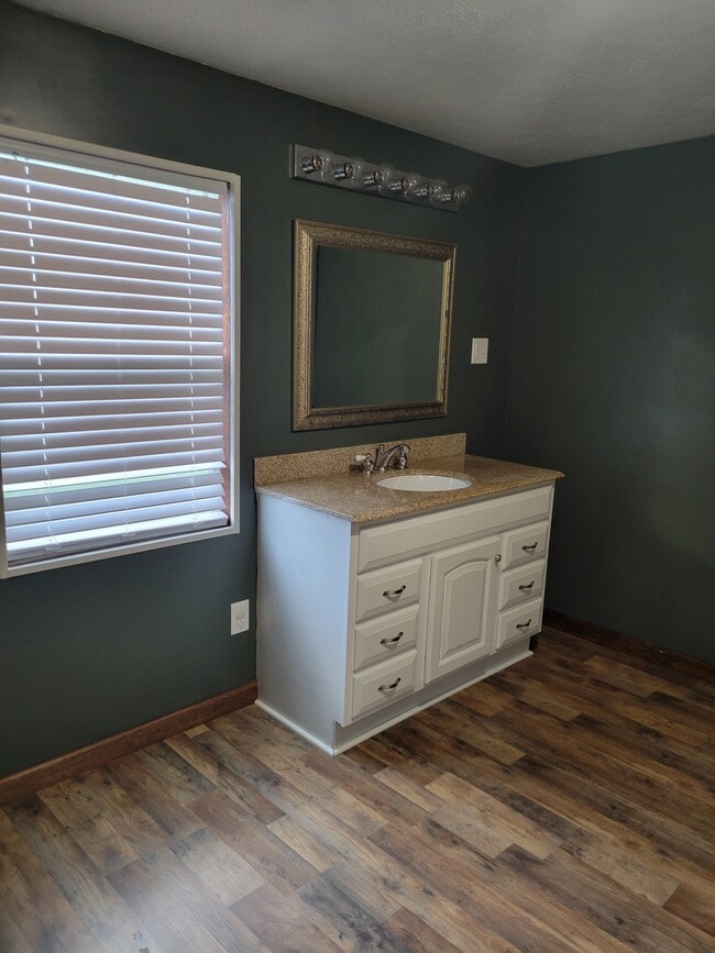 Building Photo - 566 Turkey Oak Rd