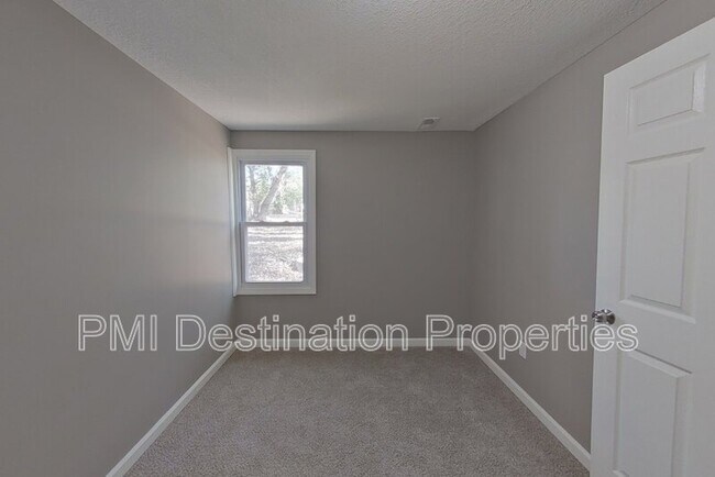 Building Photo - 5513 Hardy Ave